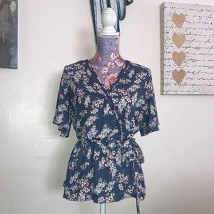 Sienna Sky Blue Floral Blouse sz Large